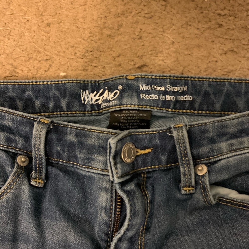 Jeans - Picture 3 of 3